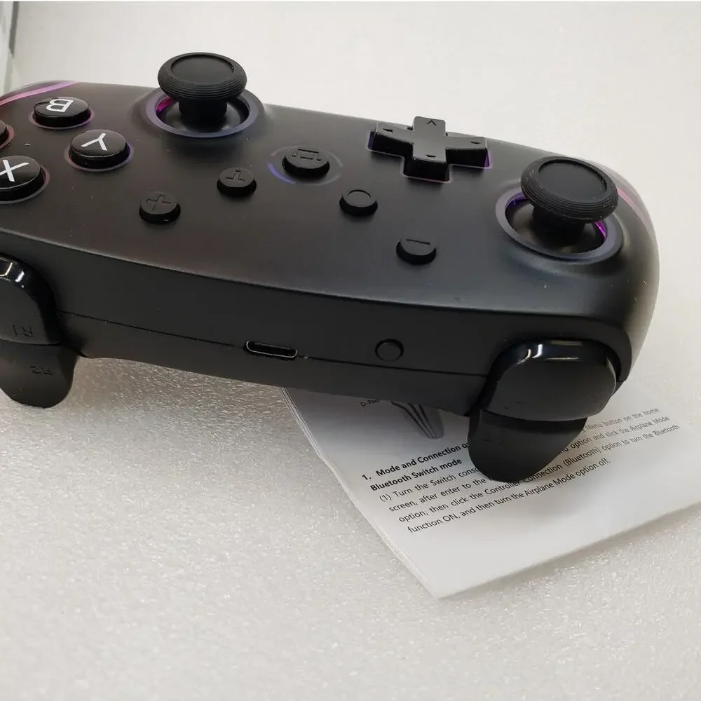 Senze SZ-933A Wireless Gaming Controller with RGB Lighting
